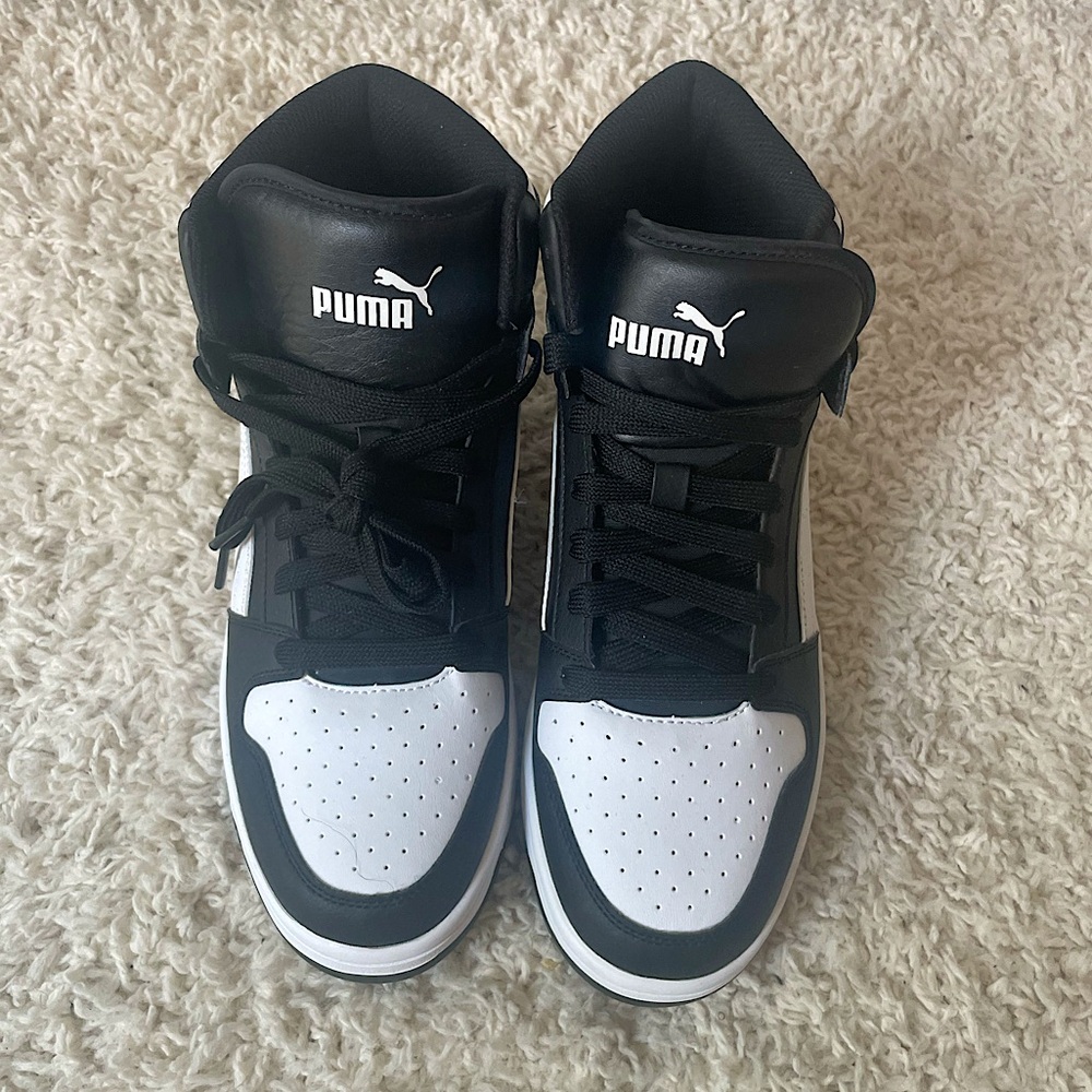 Puma rebound layup basketball shoes/sneakers